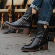Val | Elegant Black Leather Boots