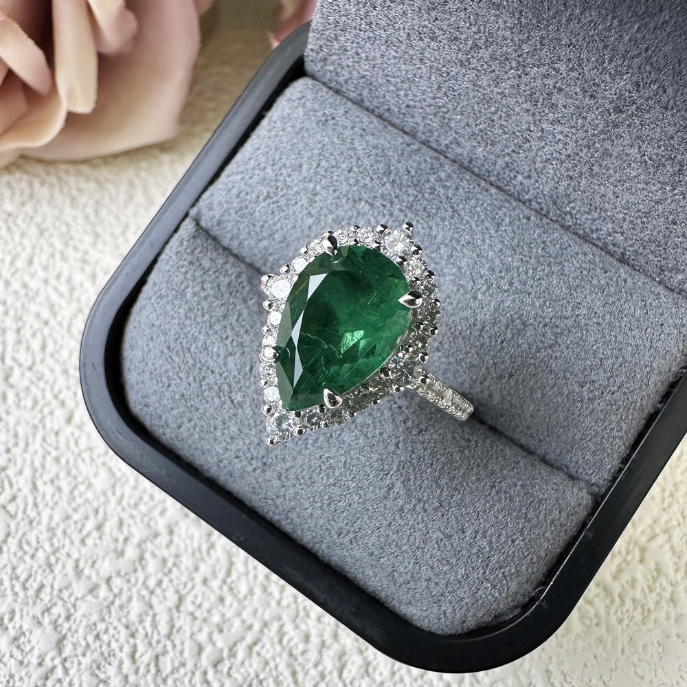 Unique 2.2ct Emerald Green Pear Cut Sterling Silver Engagement Ring shine of diamond