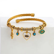 Aurelia Dainty Charm - Bracelet