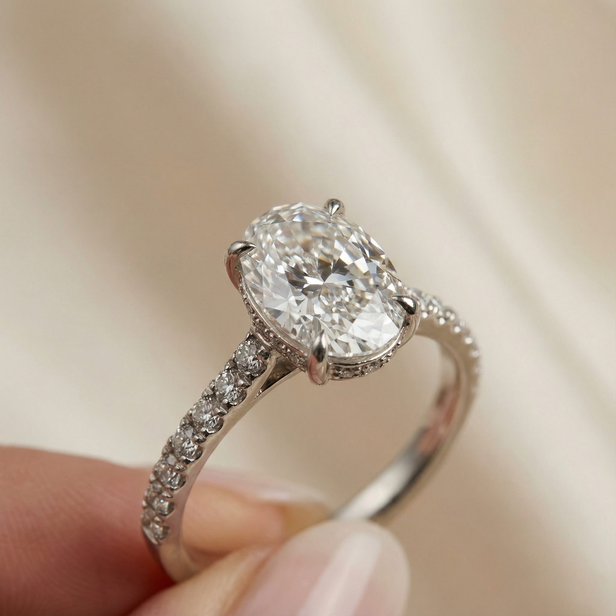 Oval-Cut-Wedding-Set CASA LARO