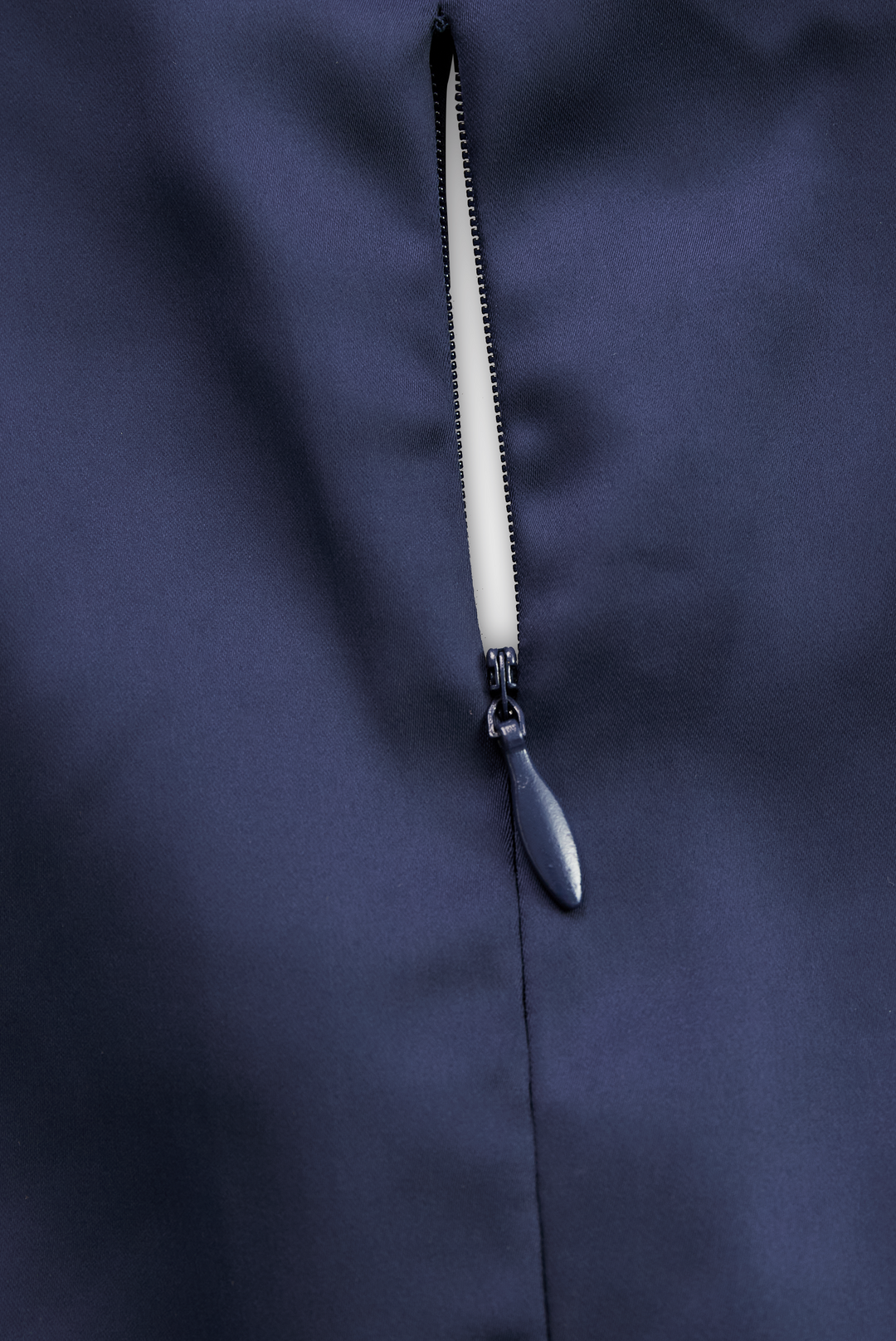 Vintage-Inspired Satin Midi Dress With Draped Collar HWT