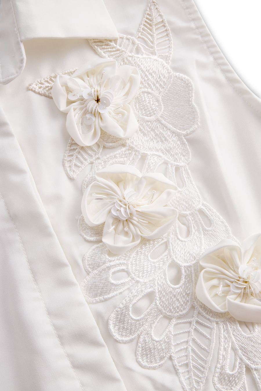 Sleeveless Shirt with 3D Floral Appliqué ZJ