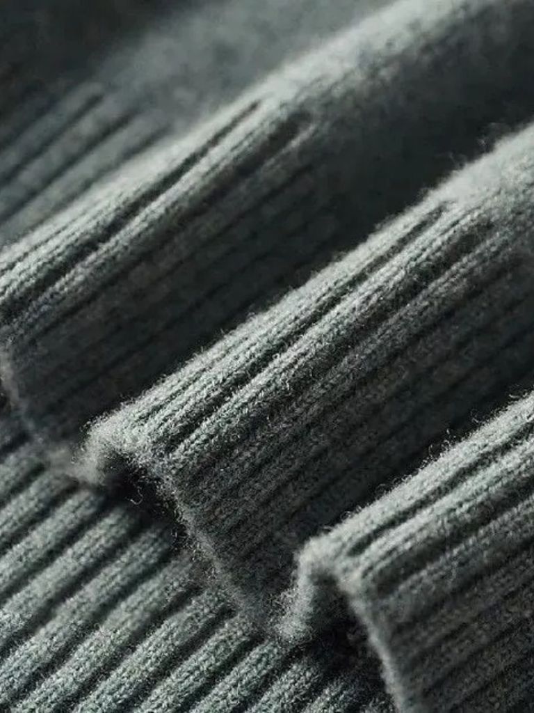 100% Merino Wool Turtleneck Sweater - Casa  Laro CASA LARO