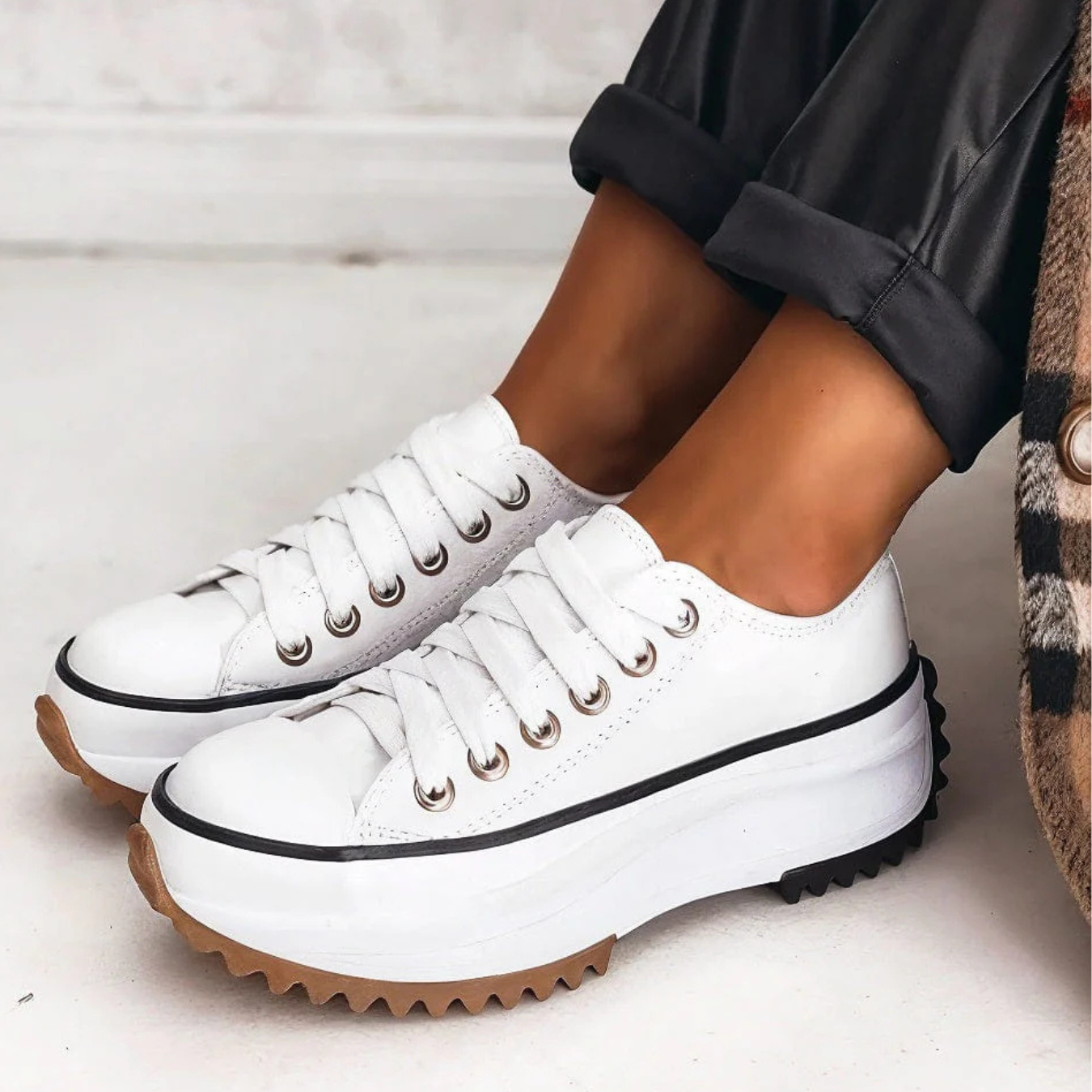 Valoria - Platform Sneakers