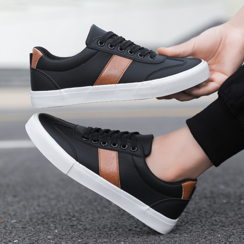 Grayson Leather Low-Top - Sneakers