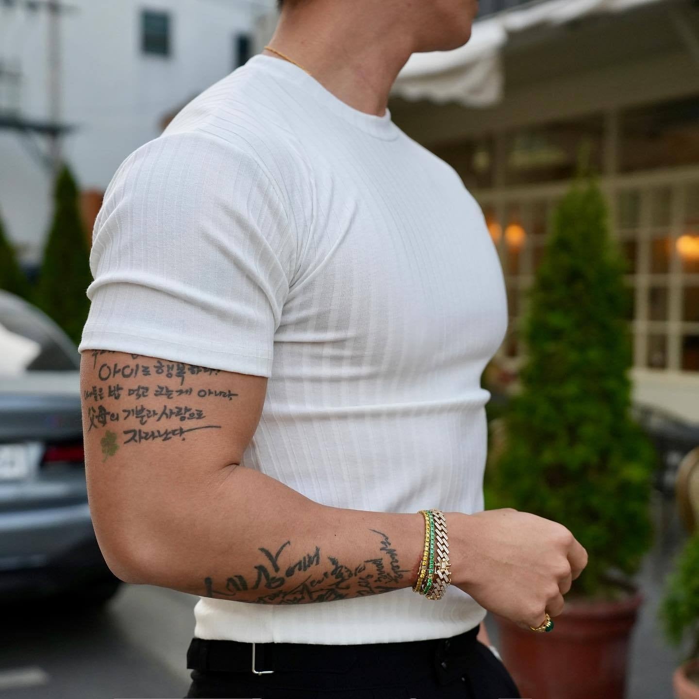 Massimo Ribbed Crew Neck - T-Shirt