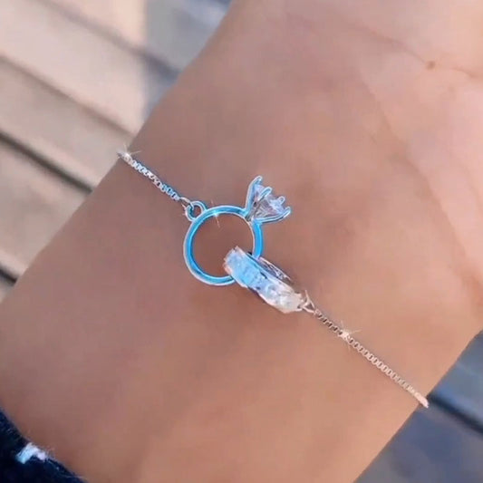 Unique Design Interlocking Rings Bracelet shine of diamond