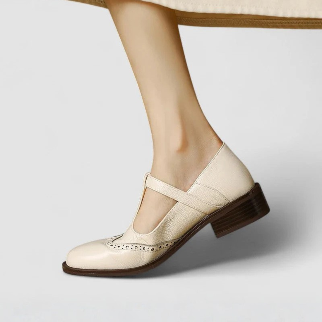 Livia - Classic Leather Sandals