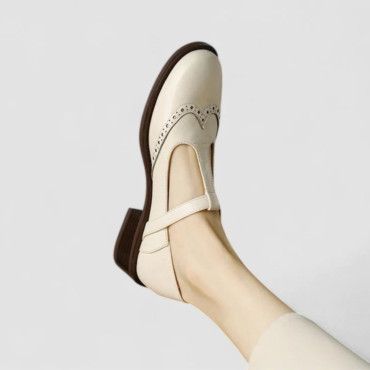 Livia - Classic Leather Sandals