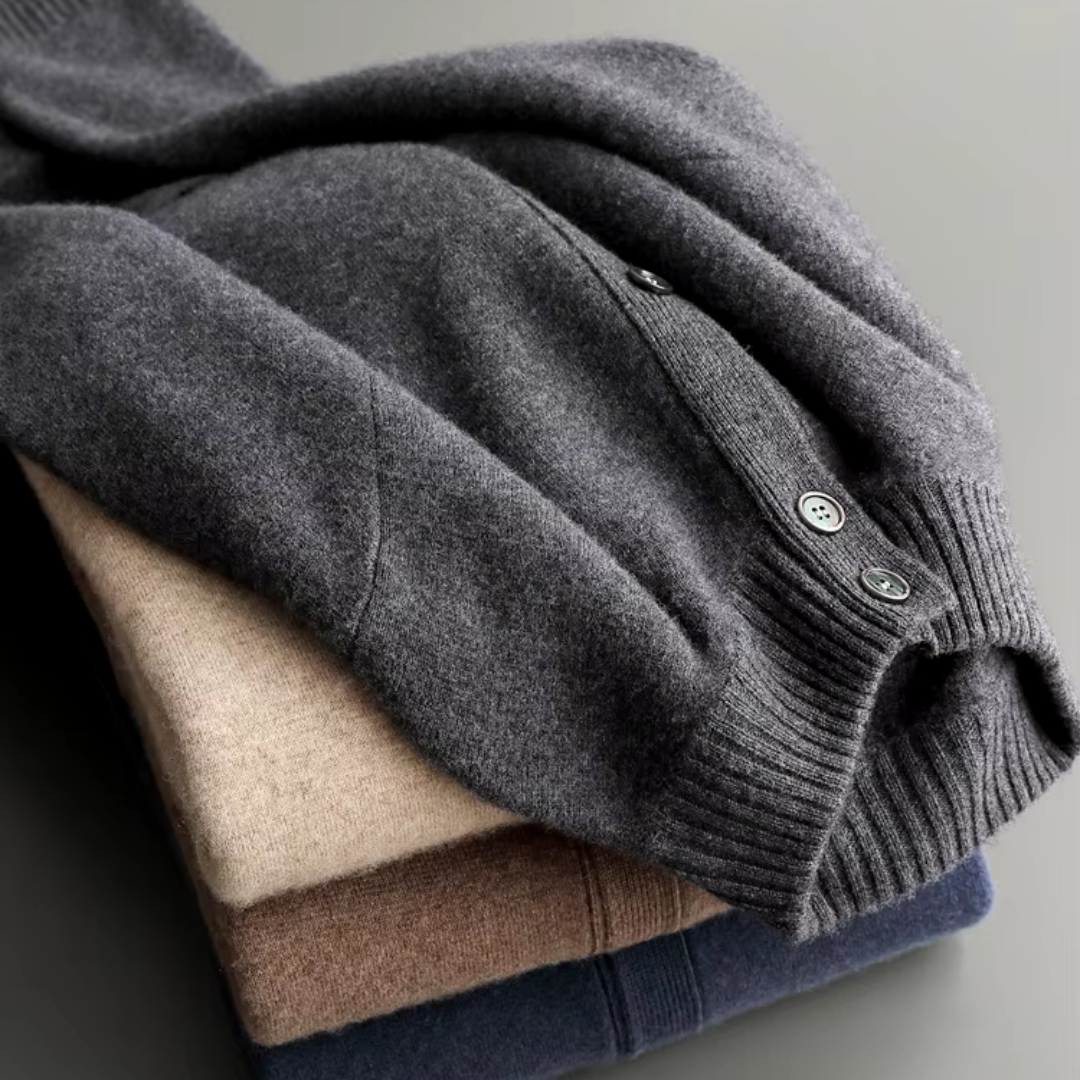 Lightweight Cashmere Knit - Cardigan