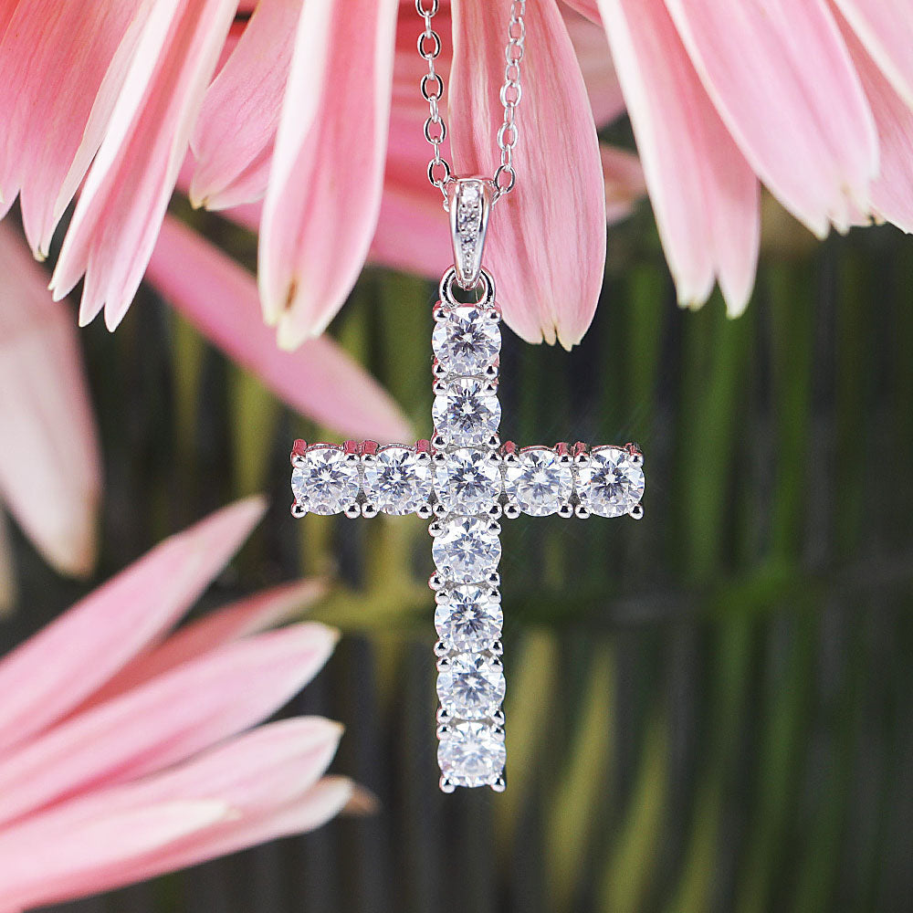 Classic Cross Design Sterling Silver Moissanite Pendant Necklace Shine of Diamond