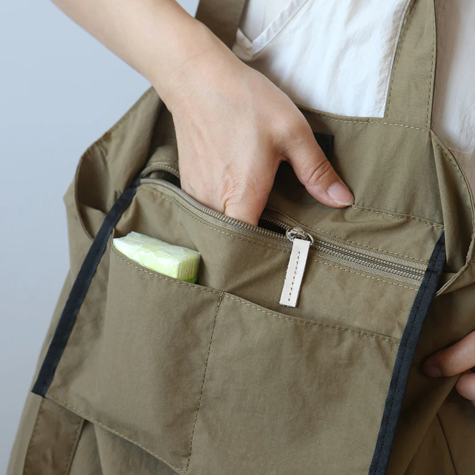 Kris - Forager Tote Bag