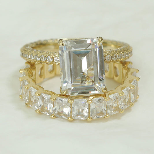 Emerald Cut Bridal Set Shine of Diamond