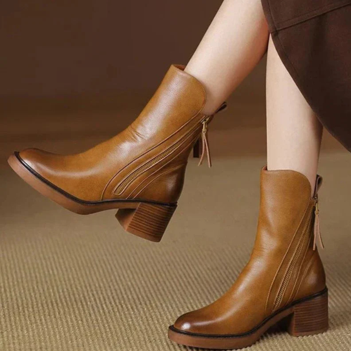 Val | Elegant Black Leather Boots