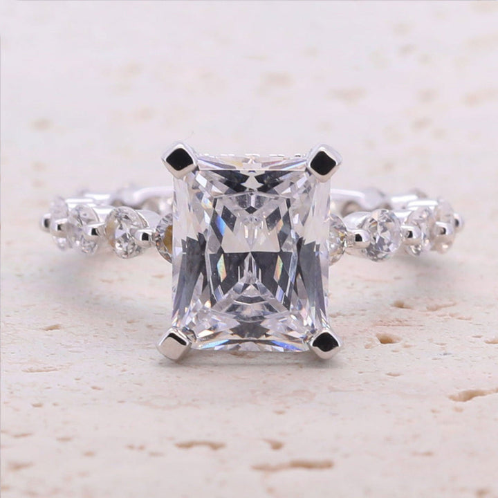 Classic 4.0ct Princess Cut Sterling Silver Engagement Ring Set shine of diamond