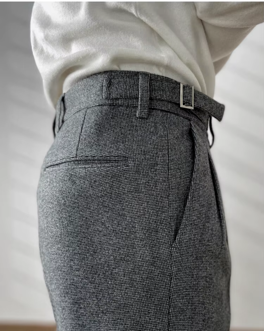 Tailored High-Waist - Trousers