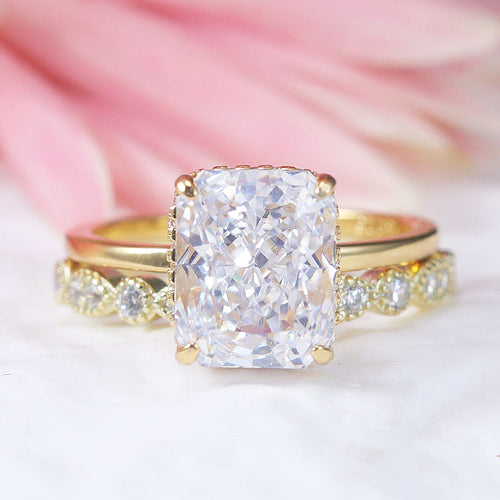 Stunning 2Pcs Radiant Cut Sterling Silver Ring Set With Half Eternity Band Shine of Diamond