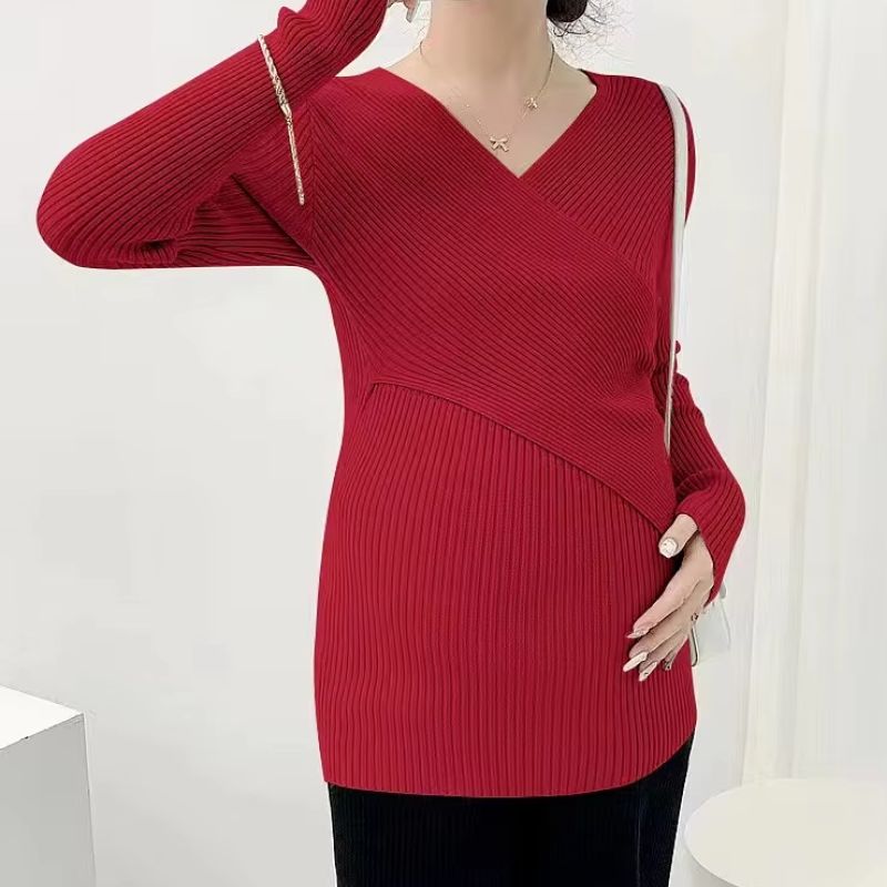Ribbed Maternity Pullover - Sweater