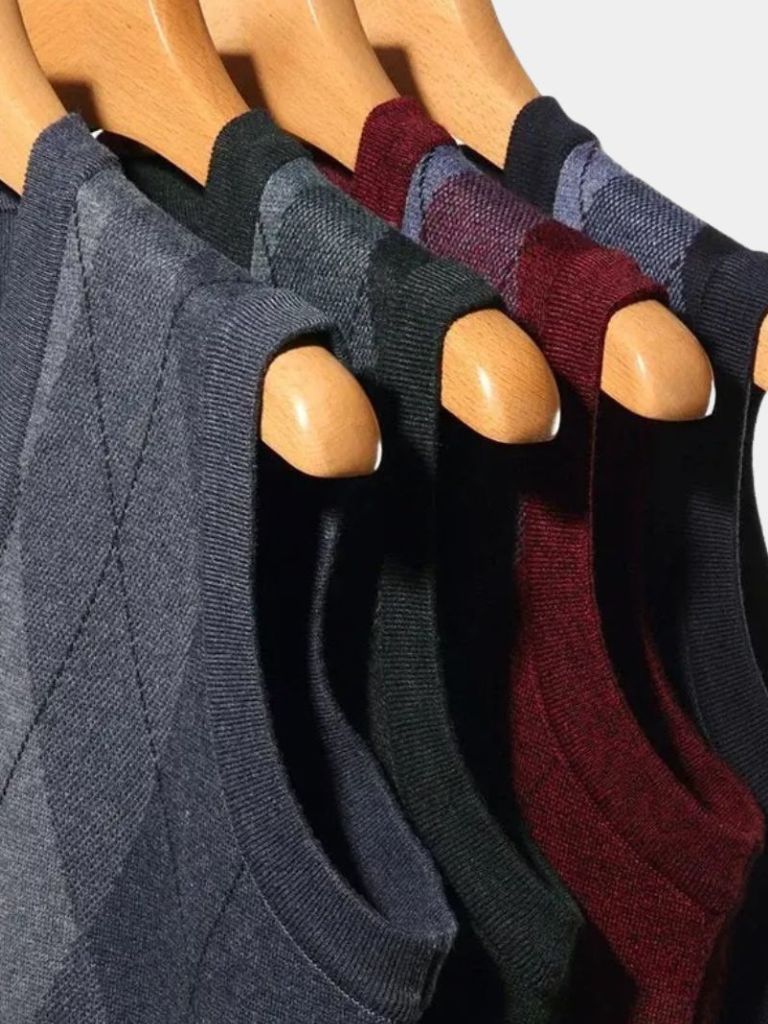 Academic Essential Knit Vest - Casa  Laro CASA LARO