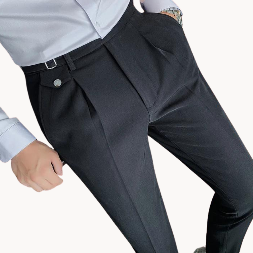 Pleated - Trousers