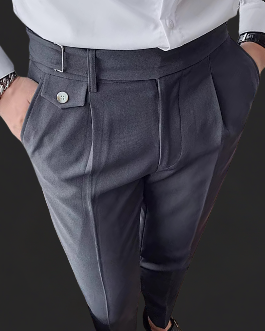 Pleated - Trousers