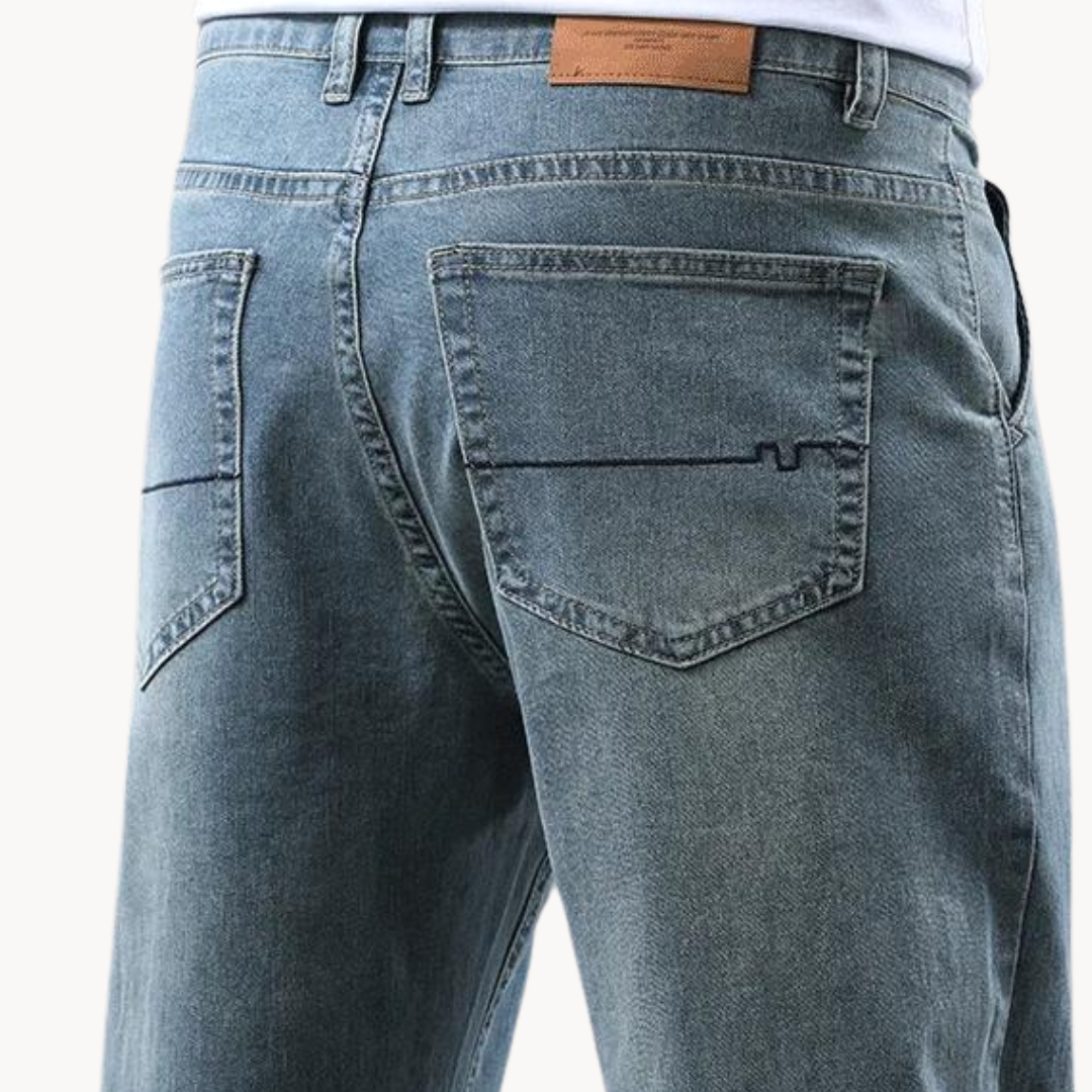 Relaxed Straight Leg - Jeans