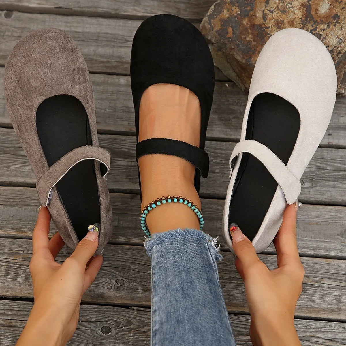 Black Suede - Flats CASA LARO WOMEN