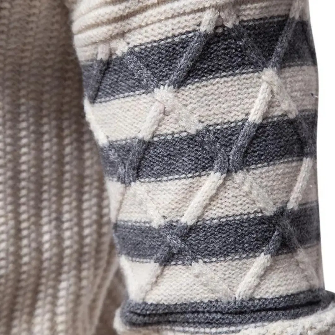 Cable Knit Crewneck - Sweater CASA LARO