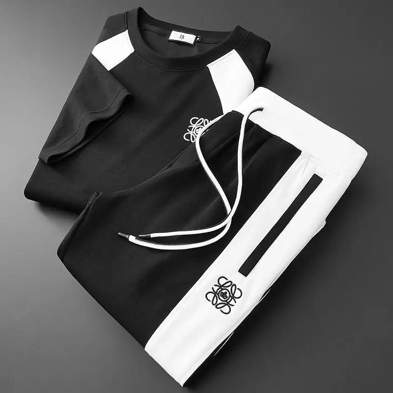 Cleveland - Moisture-Wicking Performance Two-Piece Set CASA LARO