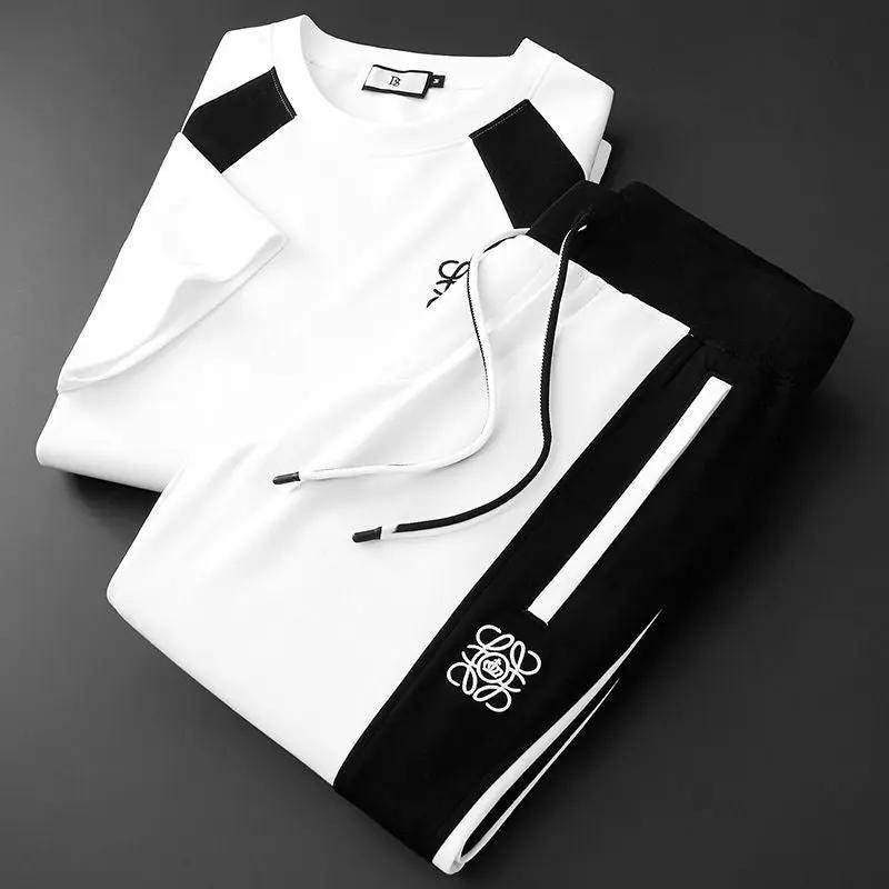 Cleveland - Moisture-Wicking Performance Two-Piece Set CASA LARO