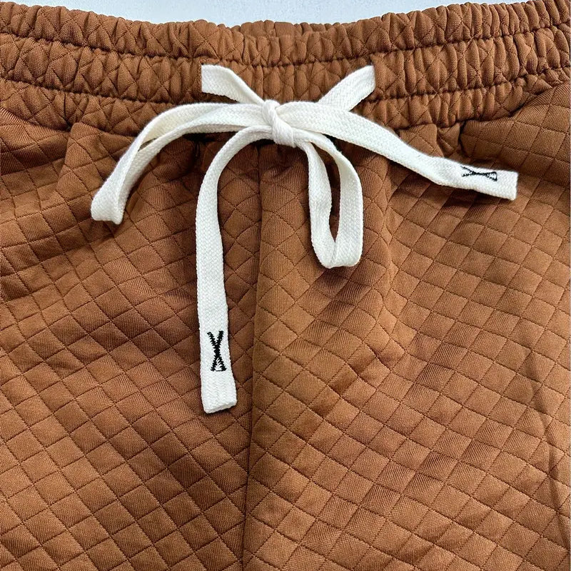 Textured Capri - Shorts