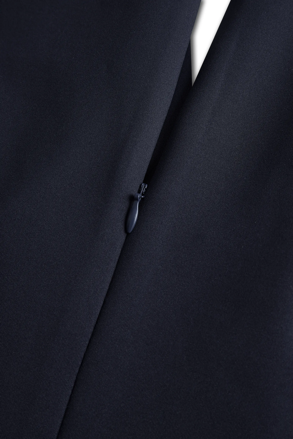 Elegant Navy Sleeveless Tailored Sheath - Midi Dress CASA LARO