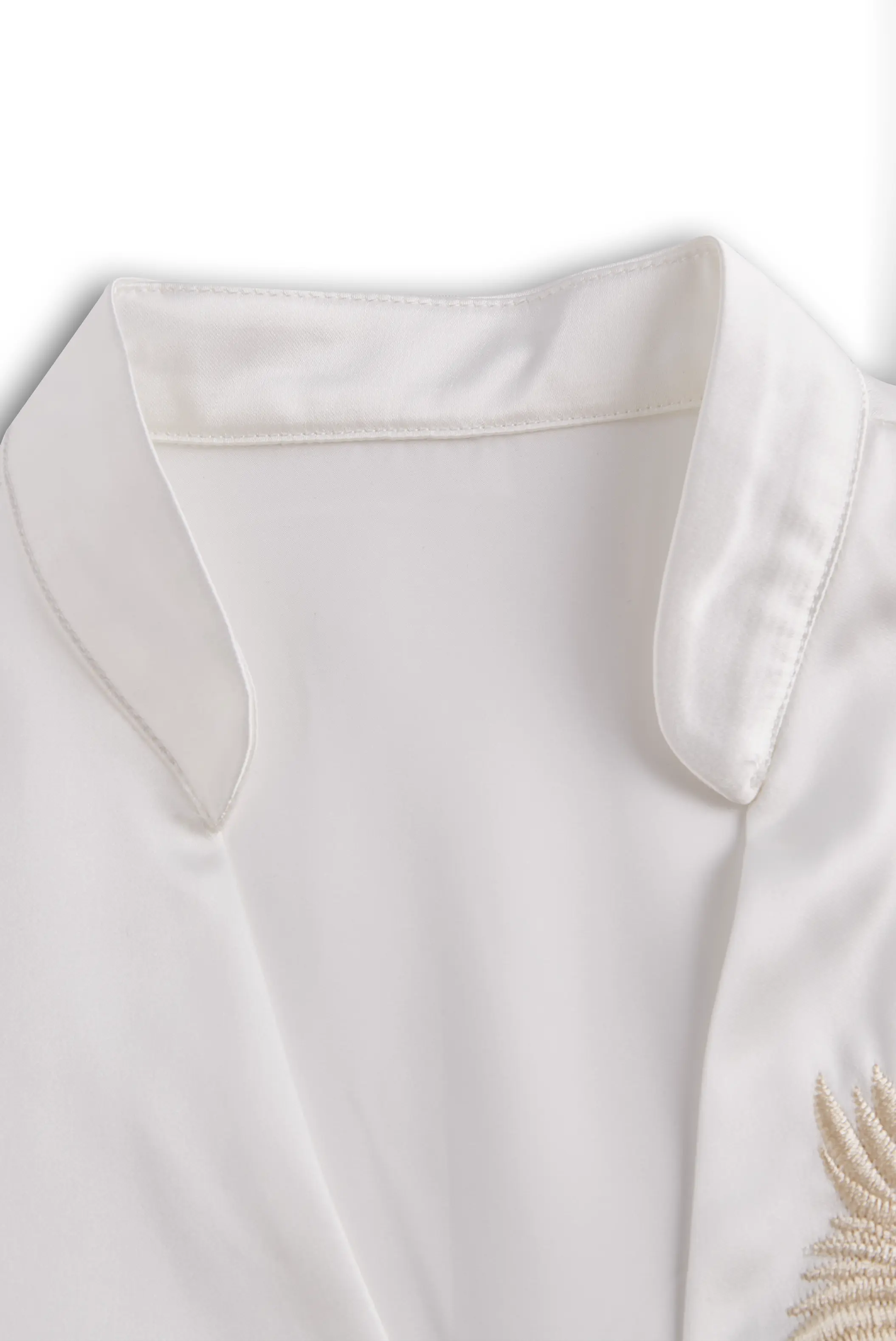 Embroidered V‑Neck Wrap Tie Waist - Blouse CASA LARO