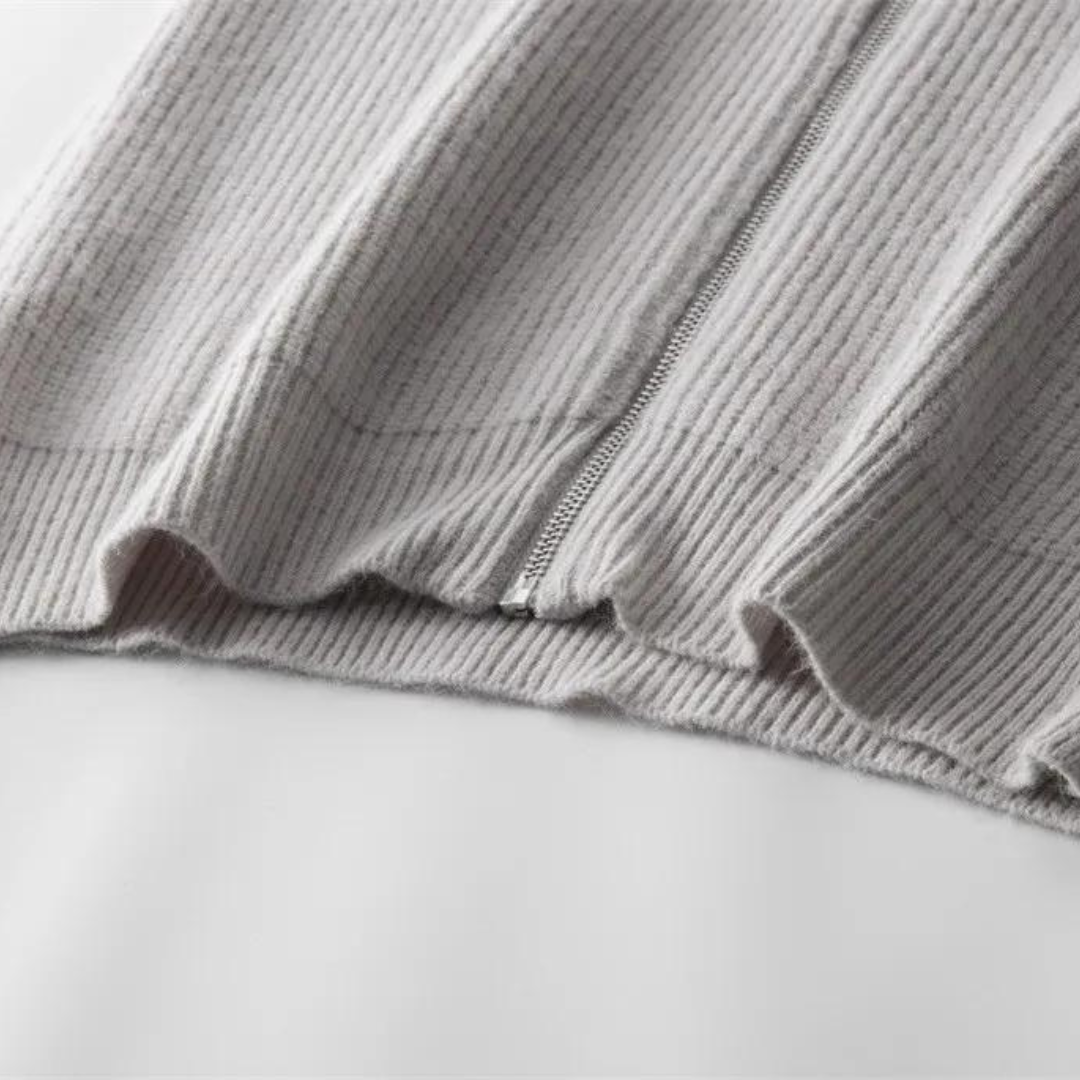 Cashmere Zip-Up - Sweater
