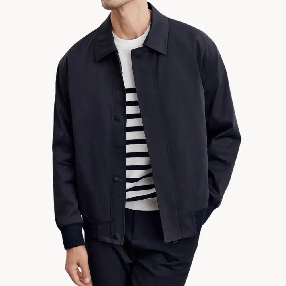 I don’t have details about fabric, color, or style — would you like a specific variant? Meanwhile, here are concise, SEO-friendly options you can pick from:

- Lightweight Waterproof Hooded - Jacket
- Insulated Packable Puffer - Jacket
- Technical Softshe CASA LARO