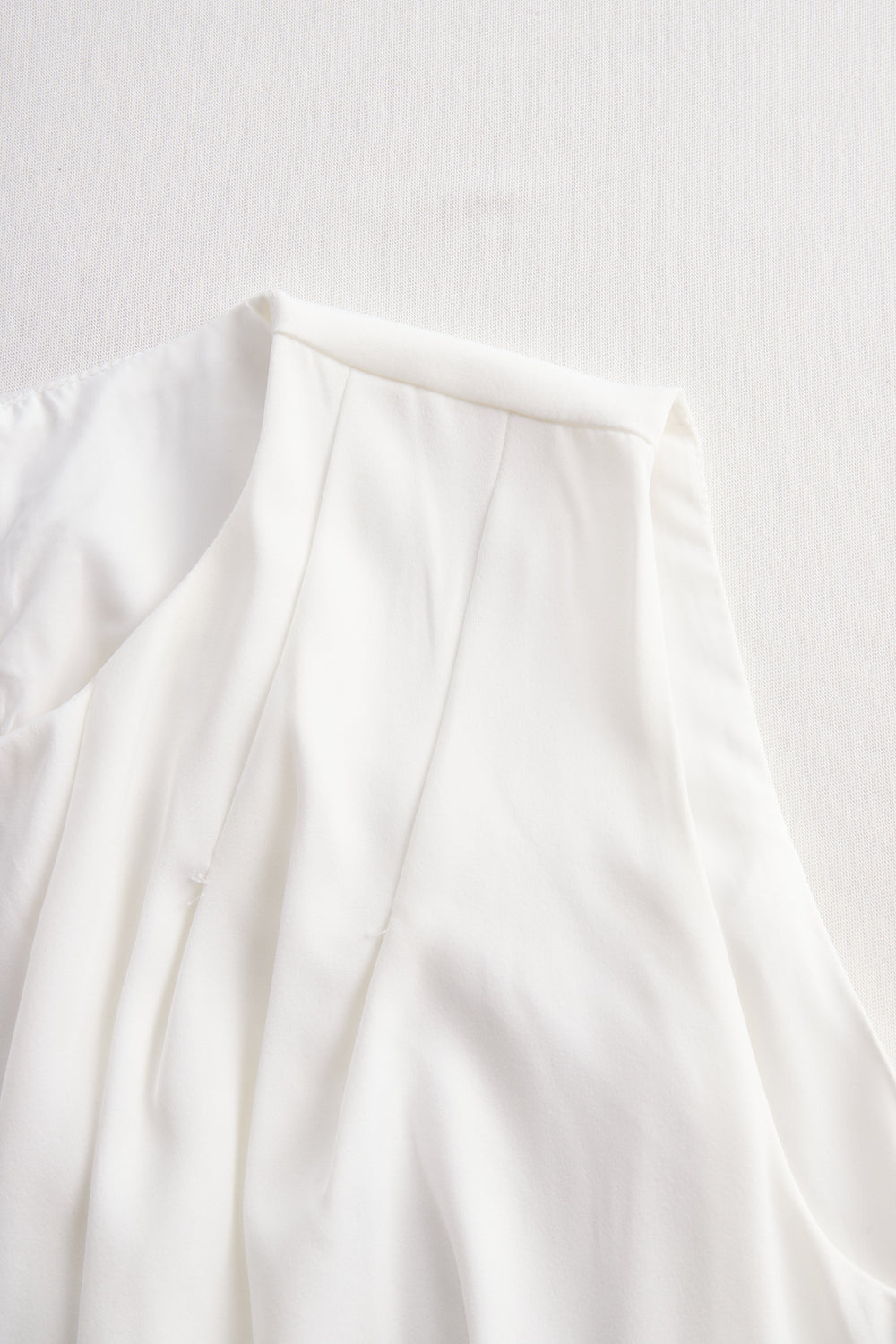 Elegant Sleeveless A-Line Midi Dress HWT