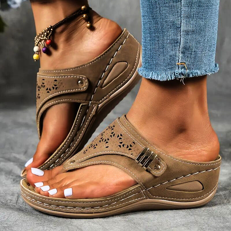 Iridescent Strappy - Sandals CASA LARO