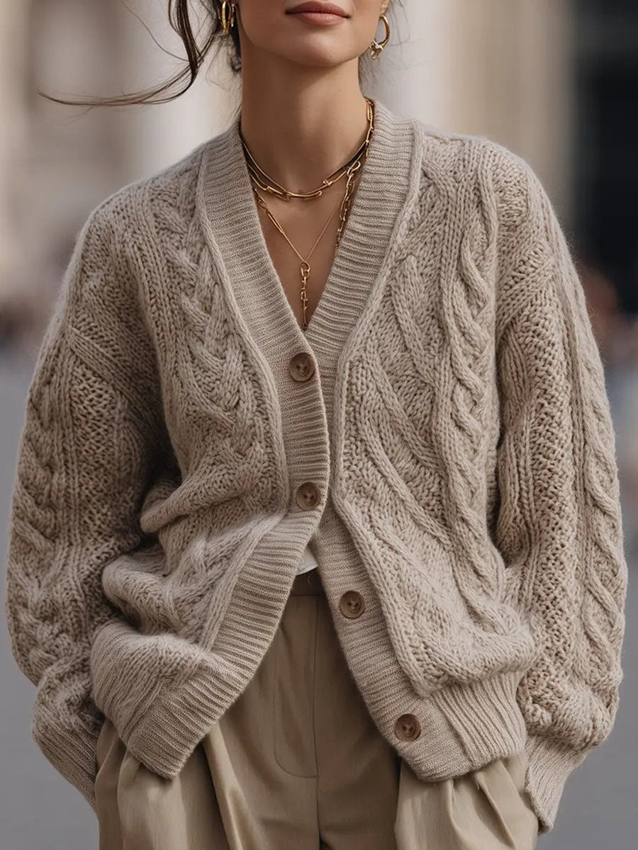 Oversized Chunky Cable Knit Button-Front - Cardigan CASA LARO