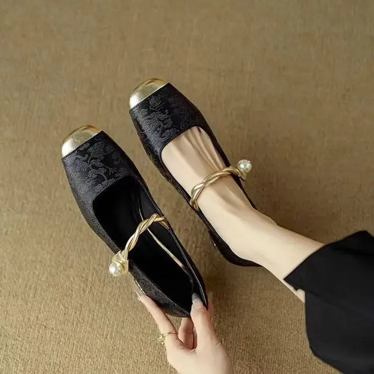 Pearl Embellished Verona - Pumps CAAYWORLD