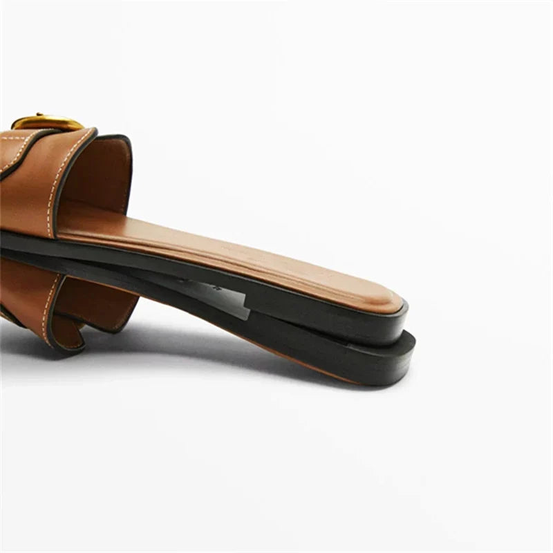 Geneva Buckle - Sandals