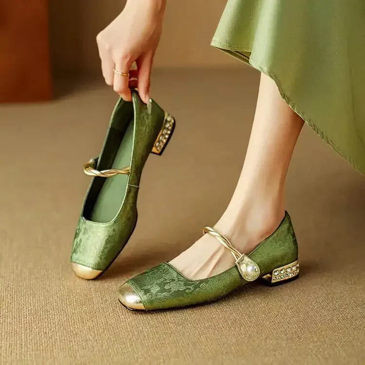 Pearl Embellished Verona - Pumps