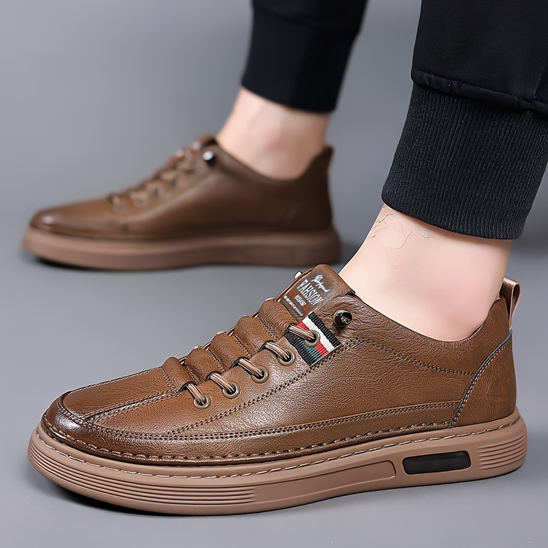 Leather Lace-Up Low-Top - Sneaker