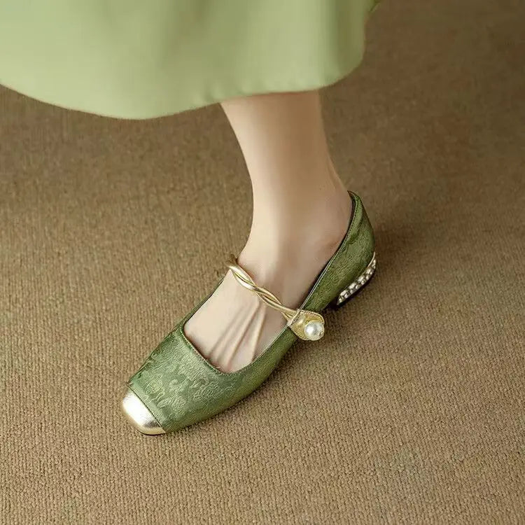 Pearl Embellished - Pumps