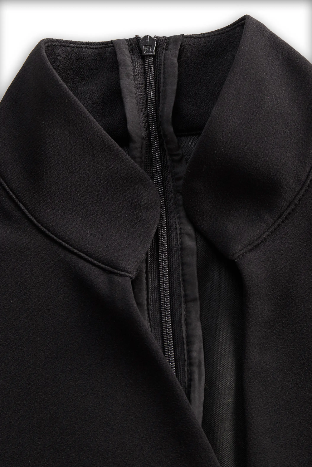 Sleek Black Belted Mandarin Collar Sheath - Midi Dress CASA LARO