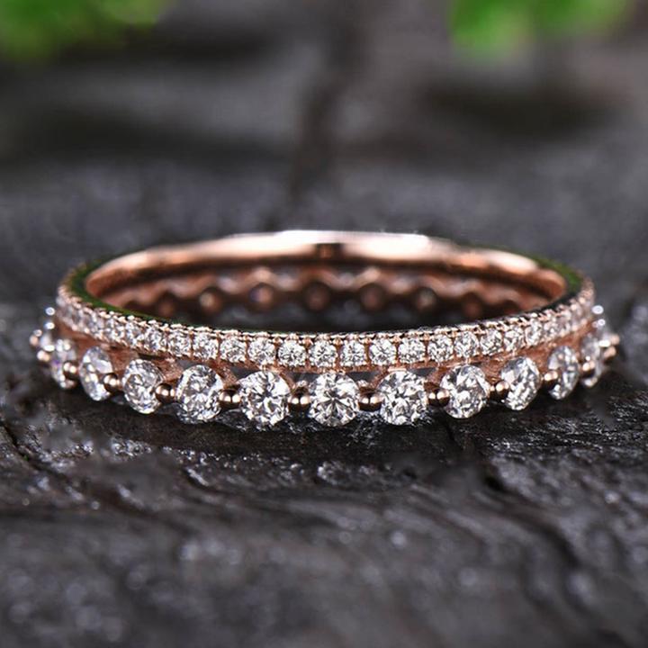 Exquisite Women's Wedding Band In Sterling Silver Shineofidamond