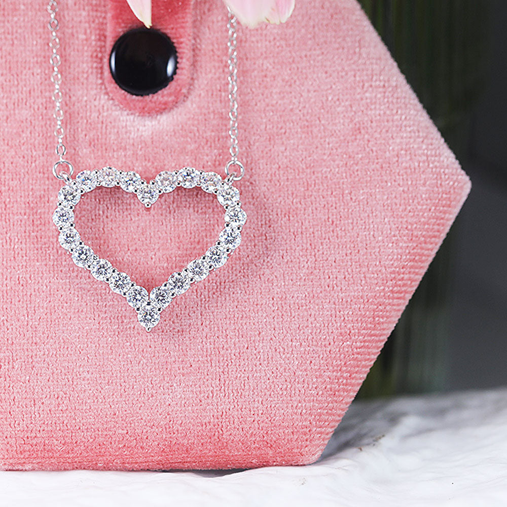 Hallow Heart Shape Design Moissanite Pendant Necklace Shine of Diamond