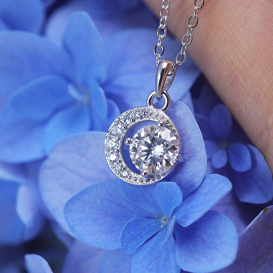 Unique Design Star Moon Moissanite Necklace Shine of Diamond