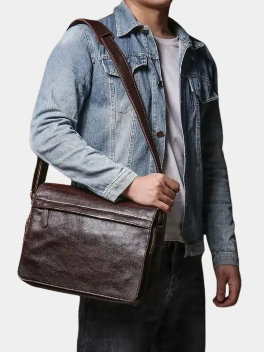 Classic Messenger Leather Bag - Casa  Laro CASA LARO