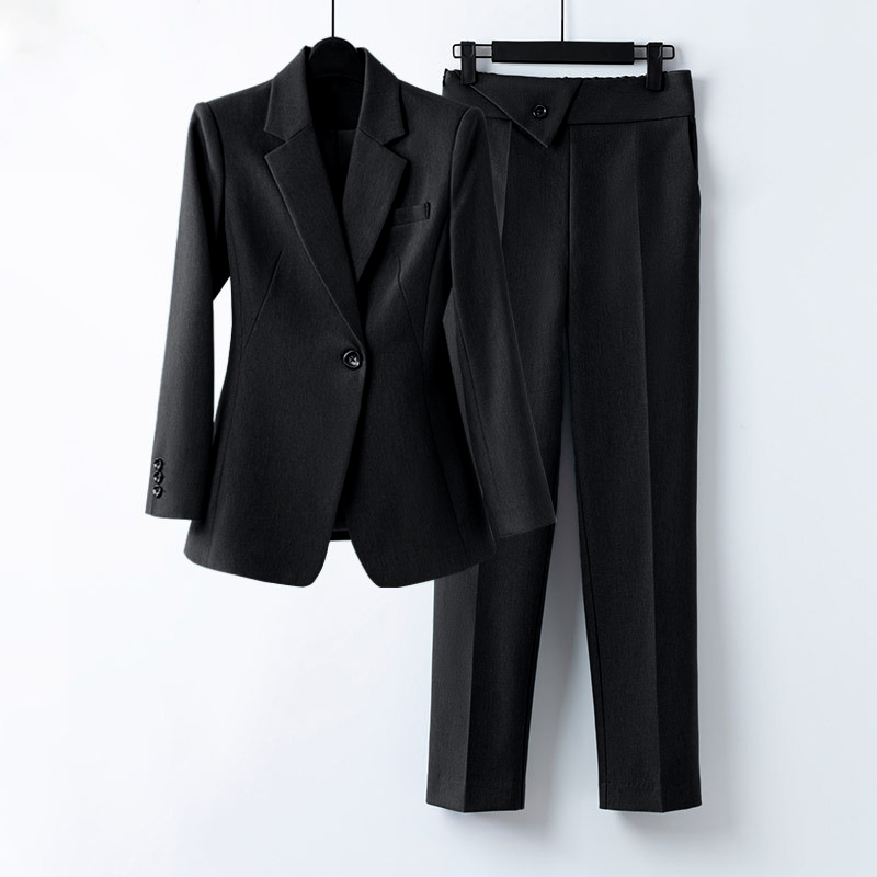 Sculpted Tailored Fit - Suit