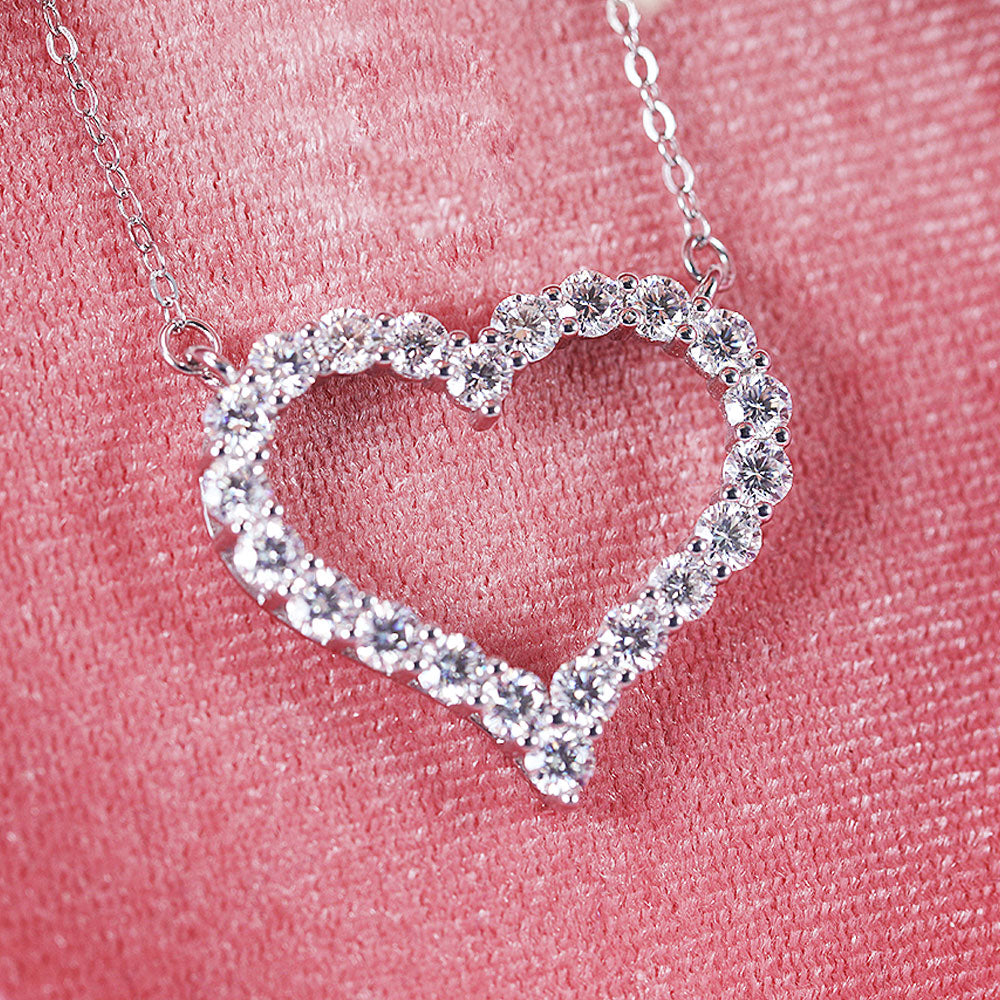 Hallow Heart Shape Design Moissanite Pendant Necklace Shine of Diamond